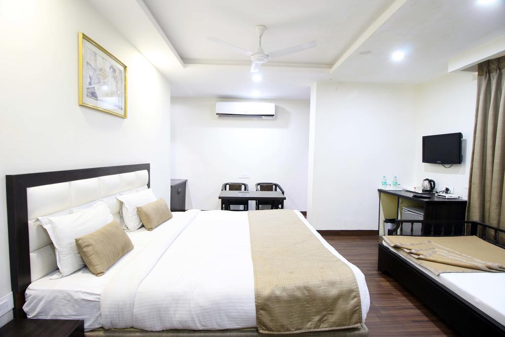 Genx Usha Kiran Agra Hotel Agra  Exterior foto