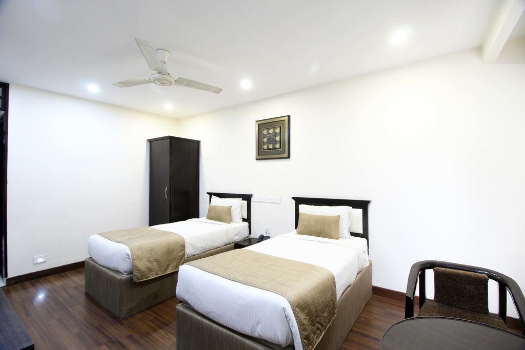 Genx Usha Kiran Agra Hotel Agra  Exterior foto