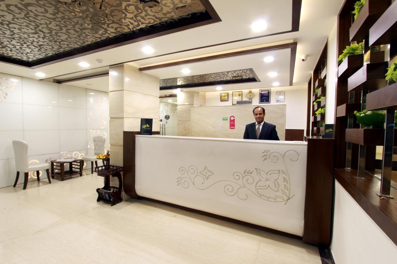 Genx Usha Kiran Agra Hotel Exterior foto